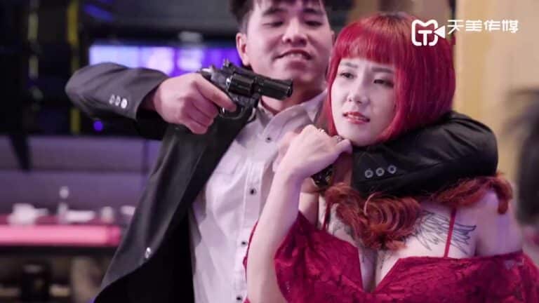Phim  Sex Bắt cóc cưỡng dâm em hàng ngon tóc đỏ cực dâm