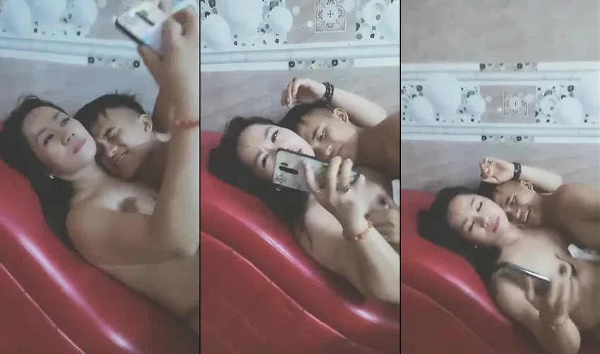 Phim  Sex Bị hai chị gái vắt cho kiệt sức em trai chỉ biết nằm im để các chị quay phim