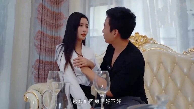 Phim  Sex Đụ nữ nhân viên bán bảo hiểm dâm đãng cực dâm