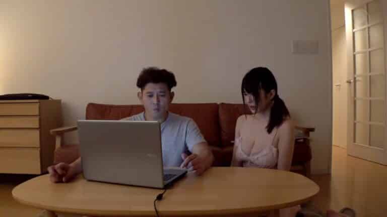 Phim  Sex Đụ vợ con trai mặc đồ gợi cảm Honoka Tsuji