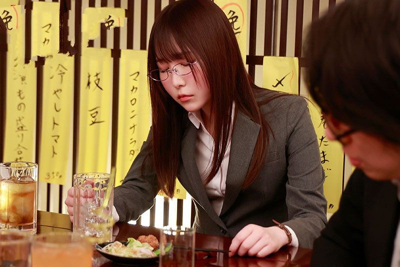 Phim  Sex Tên sếp đồi bại chuốc say em thư ký rồi cưỡng hiếp