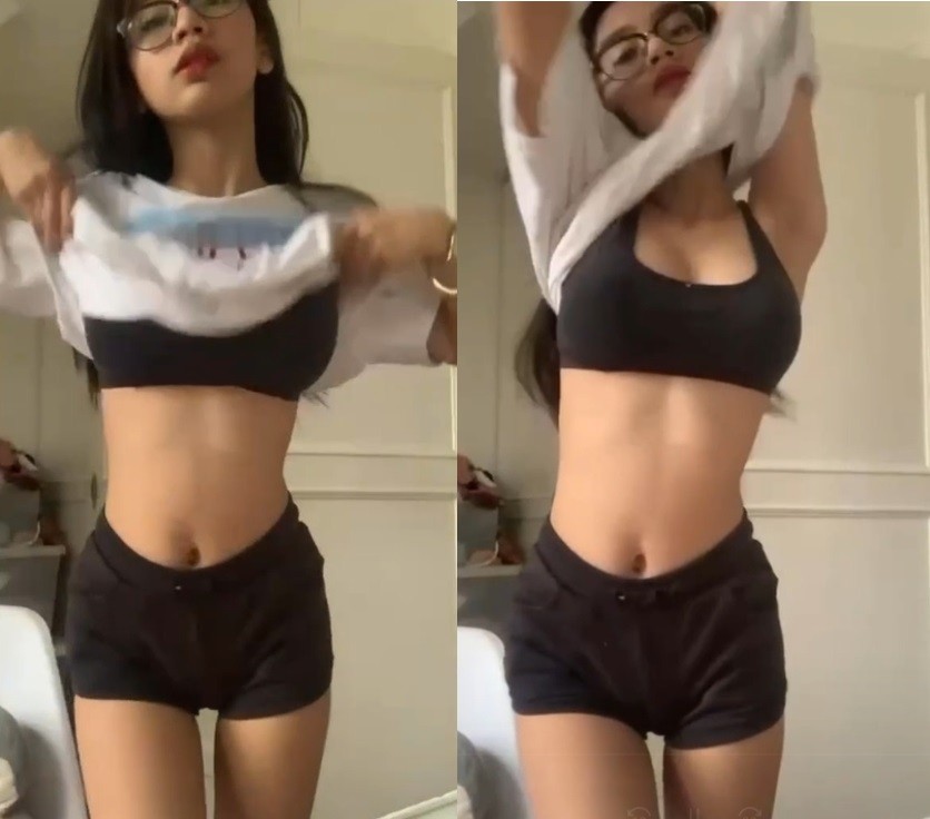 Phim  Sex Vóc dáng khủng nên vừa chơi đã sướng